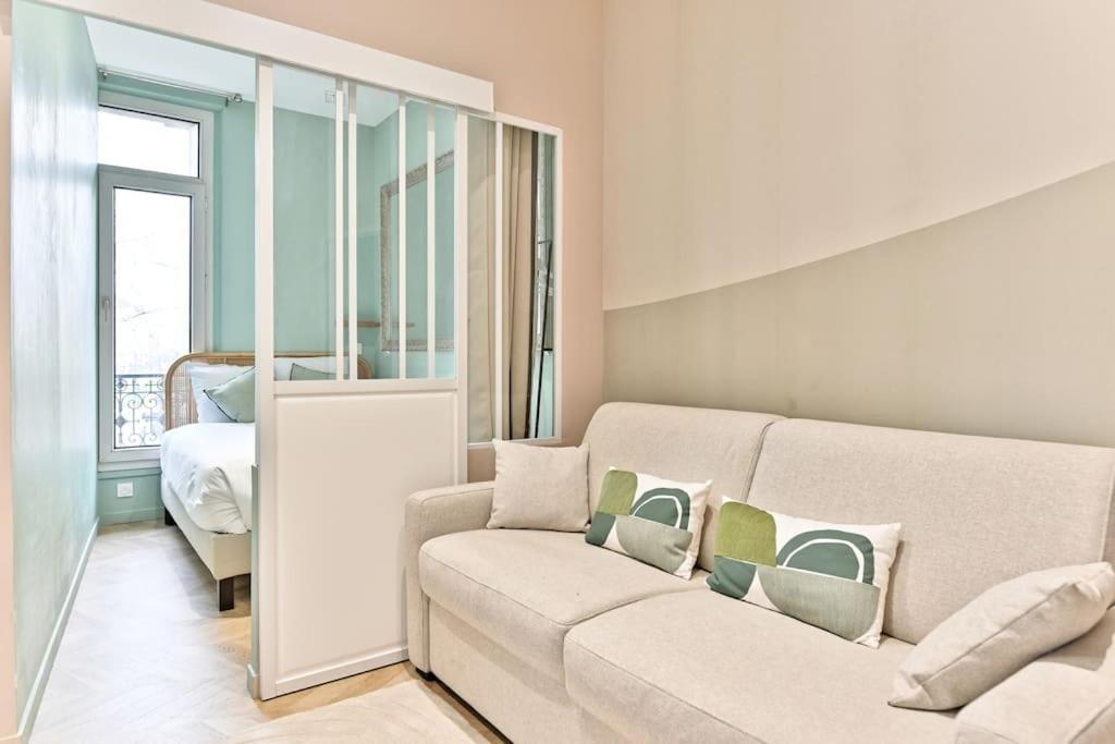 Proche Parc Monceau - Iii Appartement Parijs